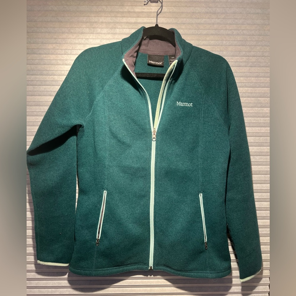 Marmot woman’s medium polartech fleece